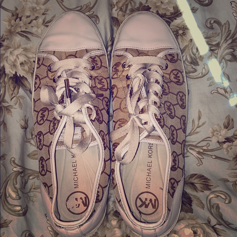 Michael Kors sneakers size 9 1/2
